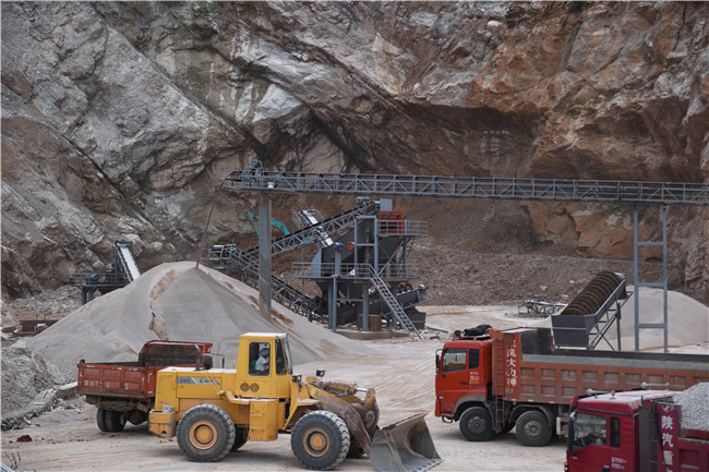 石灰石製砂機廠家（jiā）|石灰（huī）石製（zhì）砂機價格|石灰石製砂（shā）機（jī）多少錢